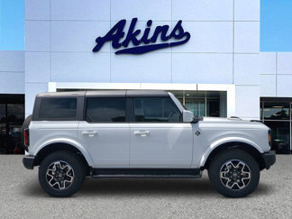 New 2025 Ford Bronco Outer Banks image 1