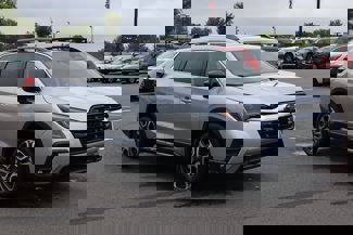 New 2025 Subaru Ascent Limited image 1