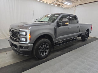 Used 2023 Ford F250 Lariat image 1