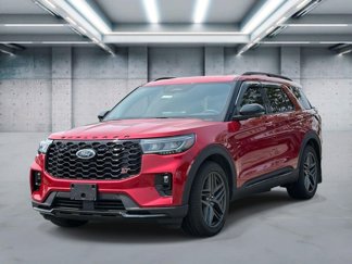 Used 2025 Ford Explorer ST image 1
