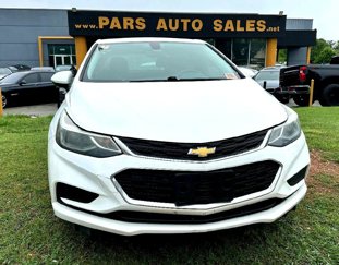 Used 2017 Chevrolet Cruze LT image 1