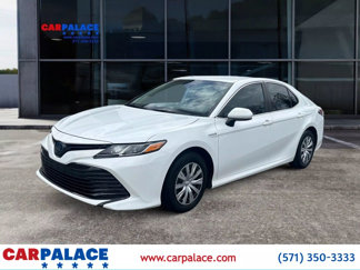 Used 2020 Toyota Camry LE image 1
