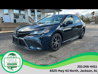 Used 2021 Toyota Camry SE image 1