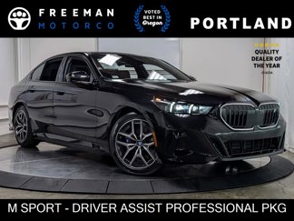 Used 2024 BMW i5 eDrive40i w/ M Sport Package image 1