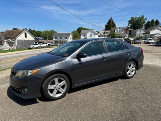 Used 2012 Toyota Camry SE image 1