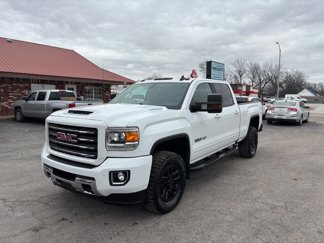 Used 2017 GMC Sierra 2500 SLT w/ Duramax Plus Package image 1