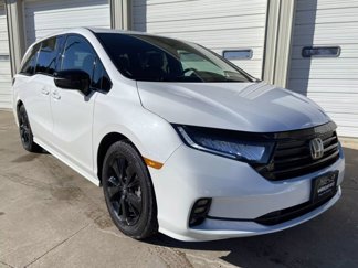 Used 2024 Honda Odyssey Sport image 1