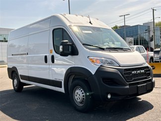 Used 2024 RAM ProMaster 2500 w/ Premium Convenience Group image 1