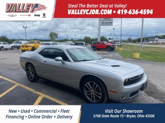 Used 2019 Dodge Challenger SXT w/ Plus Package image 1