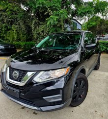 Used 2018 Nissan Rogue S image 1