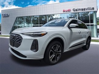 New 2025 Audi Q5 Prestige image 1