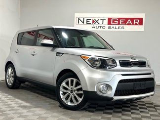 Used 2018 Kia Soul + image 1