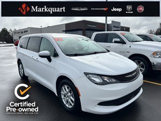 Certified 2022 Chrysler Voyager LX image 1