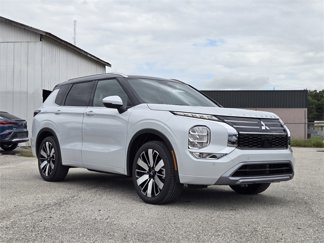 New 2025 Mitsubishi Outlander SEL image 1