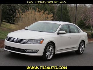 Used 2014 Volkswagen Passat 1.8T SEL Premium image 1