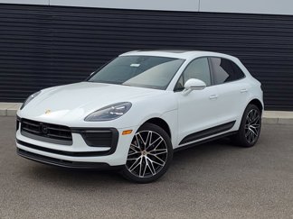 Used 2025 Porsche Macan image 1
