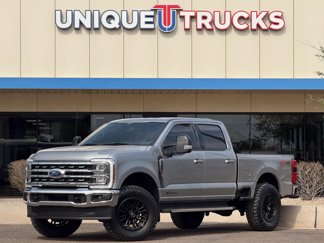 Used 2024 Ford F350 Lariat image 1