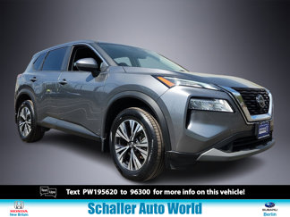 Used 2023 Nissan Rogue SV image 1