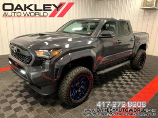 Used 2024 Toyota Tacoma TRD Sport image 1