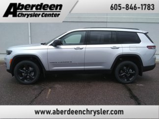 New 2025 Jeep Grand Cherokee L Limited image 1
