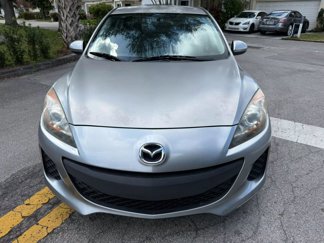 Used 2013 MAZDA MAZDA3 i SV w/ Convenience Pkg image 1