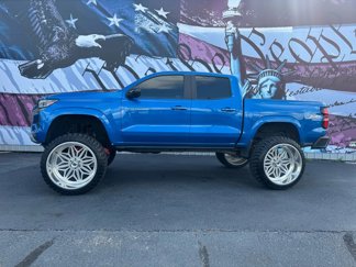 Used 2023 Chevrolet Colorado Z71 w/ Z71 Convenience Package 2 image 1