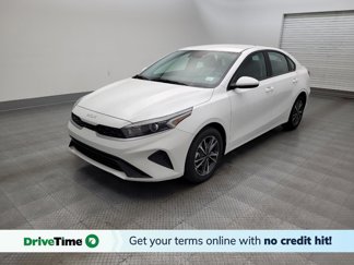Used 2024 Kia Forte LXS image 1
