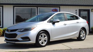 Used 2018 Chevrolet Cruze LT image 1