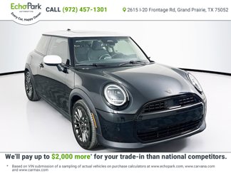 Used 2025 MINI Cooper 2-Door Hardtop image 1