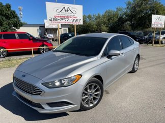 Used 2017 Ford Fusion SE w/ Fusion SE Technology Package image 1