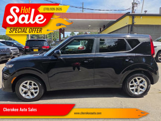 Used 2022 Kia Soul LX w/ Technology Package image 1