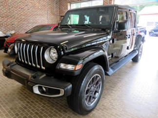 Used 2023 Jeep Gladiator Overland image 1