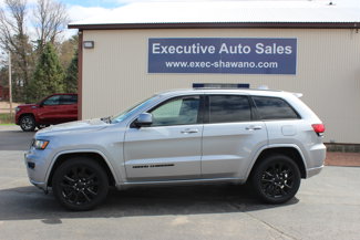 Used 2018 Jeep Grand Cherokee Altitude image 1