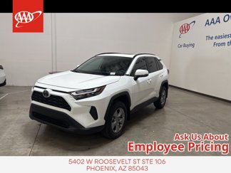Used 2025 Toyota RAV4 XLE image 1