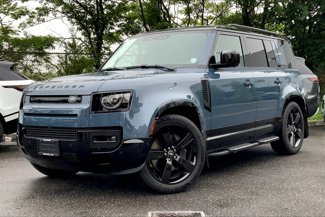 Used 2025 Land Rover Defender 110 X-Dynamic SE image 1