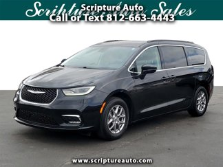 Used 2021 Chrysler Pacifica Touring image 1