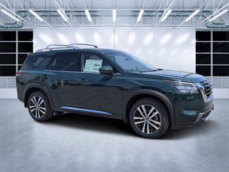 New 2025 Nissan Pathfinder Platinum image 1