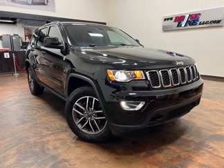 Used 2020 Jeep Grand Cherokee Laredo w/ Quick Order Package 2BN North image 1