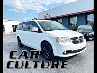 Used 2019 Dodge Grand Caravan SXT image 1