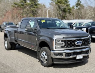 New 2025 Ford F350 Lariat image 1