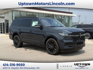 New 2025 Lincoln Navigator Reserve w/ Jet Appearance Package image 1