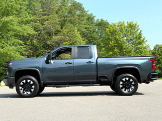 Used 2020 Chevrolet Silverado 2500 Custom w/ Custom Value Package image 1