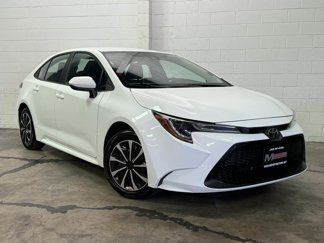 Used 2020 Toyota Corolla LE image 1