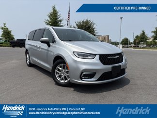 Certified 2023 Chrysler Pacifica Touring-L image 1