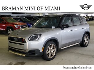 Used 2025 MINI Cooper Countryman S image 1