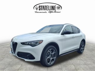 New 2025 Alfa Romeo Stelvio Sprint w/ Convenience Package image 1