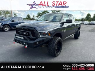 Used 2019 RAM 1500 Classic SLT image 1