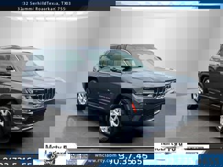 Used 2023 Jeep Grand Cherokee Limited image 1