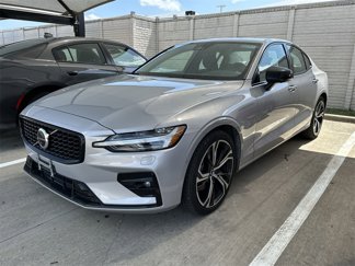 Used 2024 Volvo S60 B5 Plus image 1