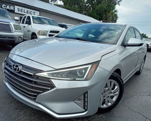 Used 2019 Hyundai Elantra SE w/ Winter Weather Package image 1